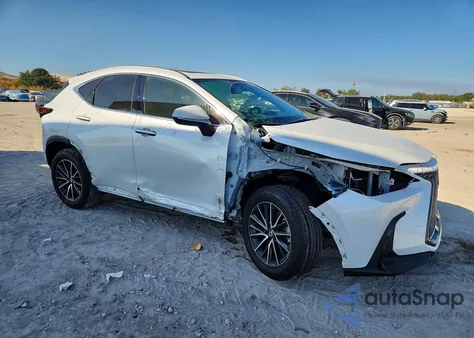 2024 Lexus Nx 250 Premium z USA, uszkodzony, nr VIN 2T2GDCAZ2RC012084